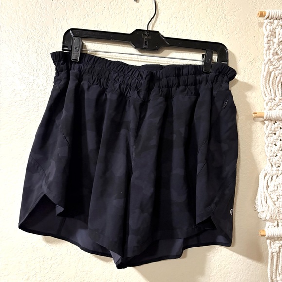 lululemon athletica Black Camo Athletic Shorts - Picture 1 of 5